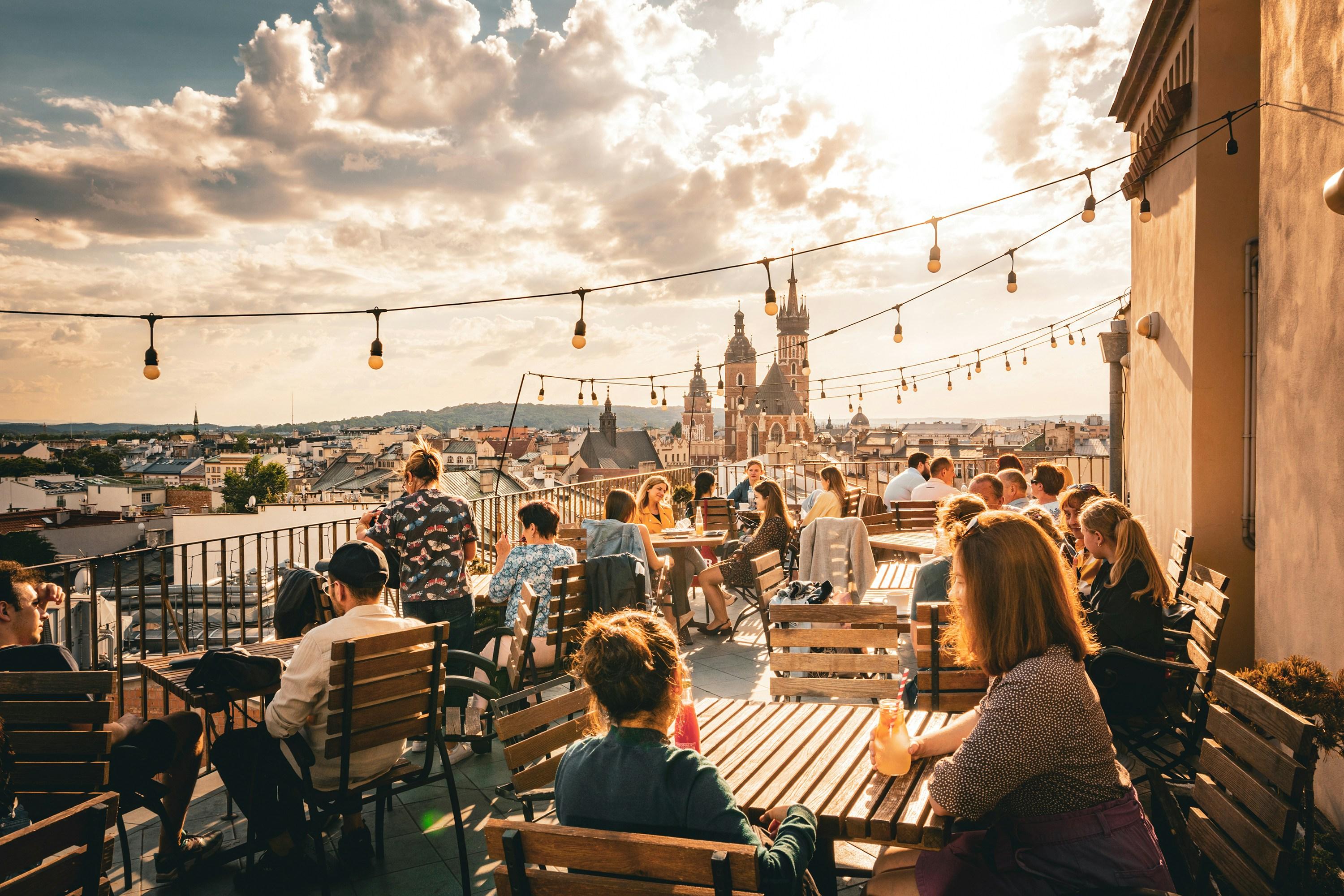 Koszty życia w Krakowie - ile zapłacisz za życie w tym mieście? Post Image itMatch