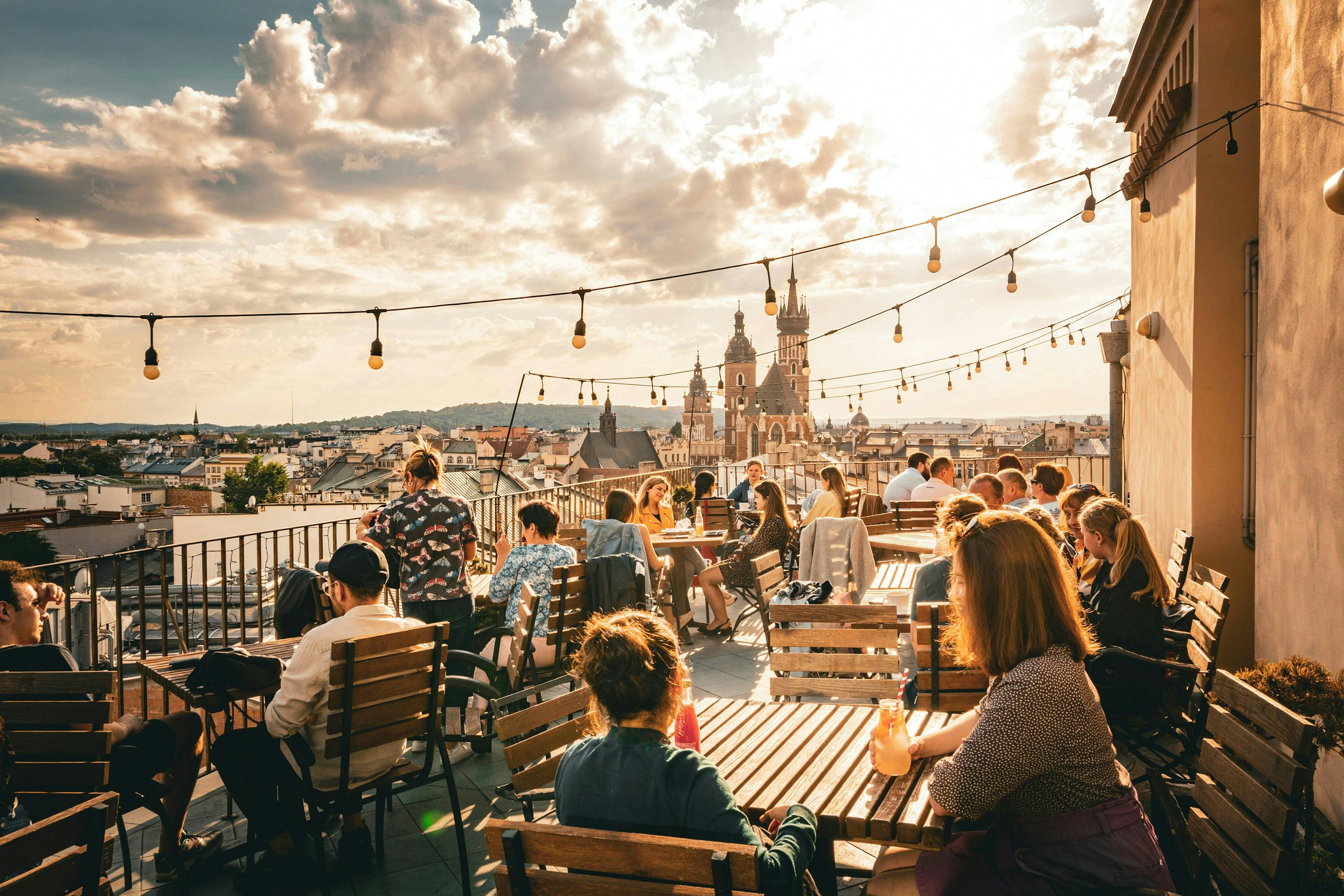 Koszty życia w Krakowie - ile zapłacisz za życie w tym mieście? itMatch Blog Post